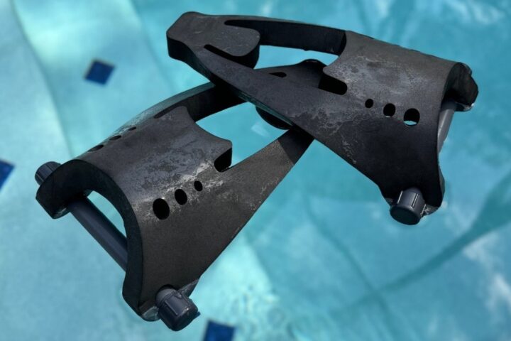 Black Liquid Gloves aquatic resistance product